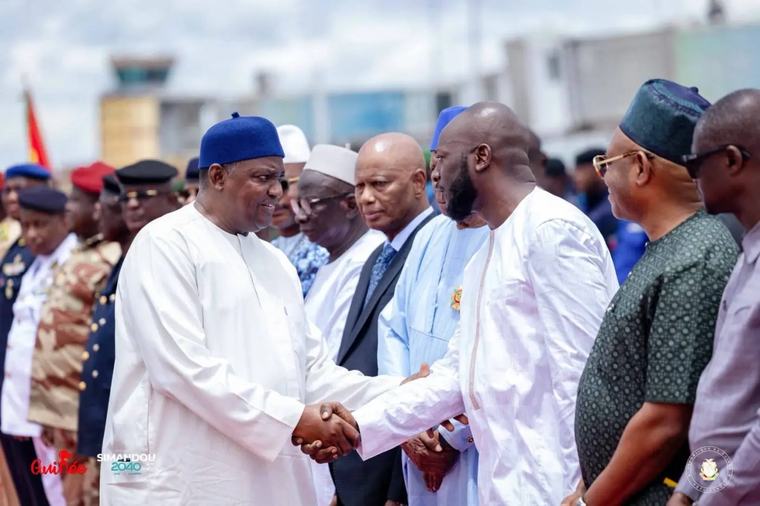 Guinée : Adama Barrow à Conakry une première visite de travail post-transition