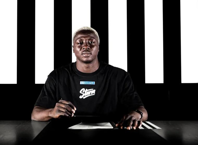 Mercato : Oumar Diakité rejoint le Sturm Graz en prêt avec option d’achat