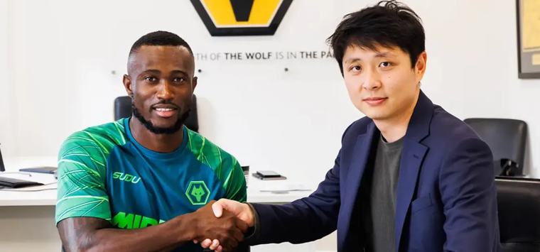 Mercato : Le coach de Wolverhampton compte sur « l’expérience et la solidité » de Ghislain Konan